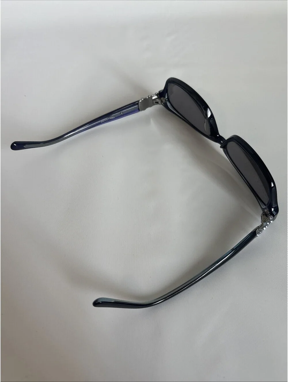 Vera Wang Eyeglasses Frames Evocative Purple Large Studded 52-16-130